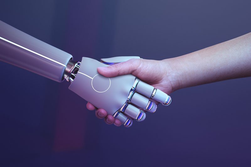 6 Factors Why Artificial Intelligence Can’t Replace People At Work